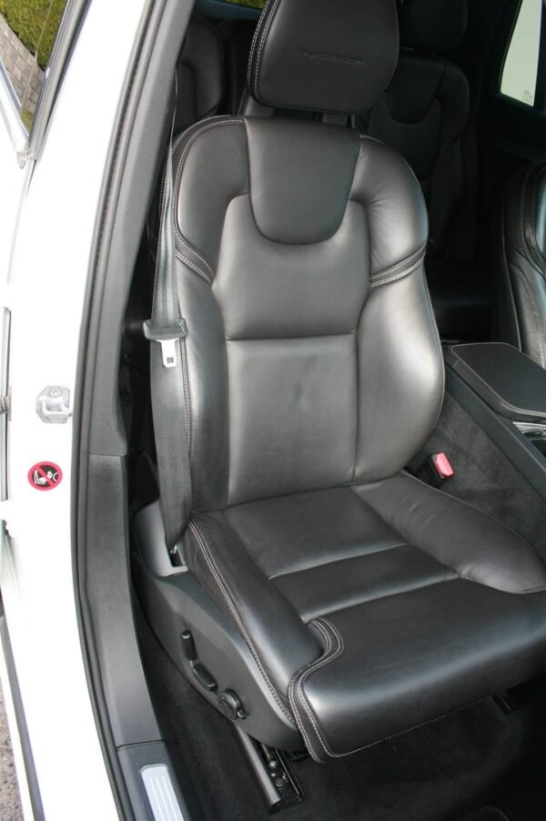 Volvo XC 90 – Image 18