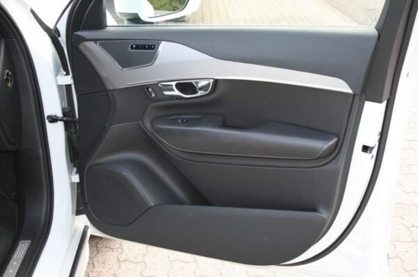 Volvo XC 90 – Image 24