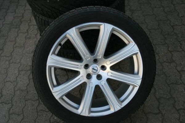 Volvo XC 90 – Image 42