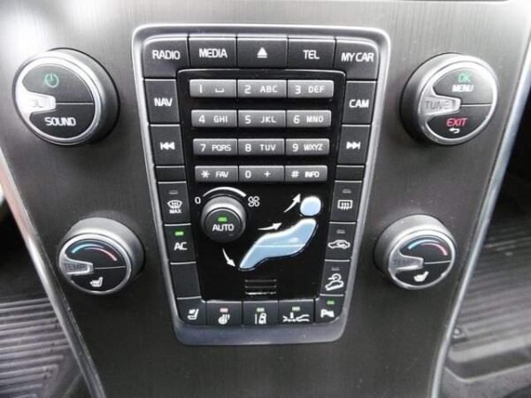Volvo XC60 – Image 24