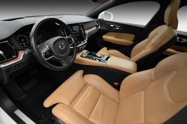 Volvo V60 – Image 14