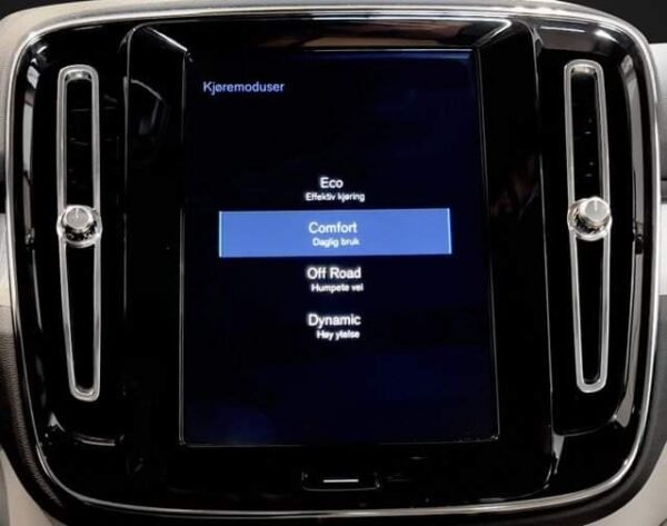 Volvo XC 40 – Image 24