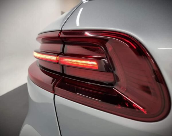 Porsche Macan – Image 17