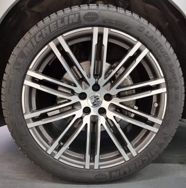 Porsche Macan – Image 22