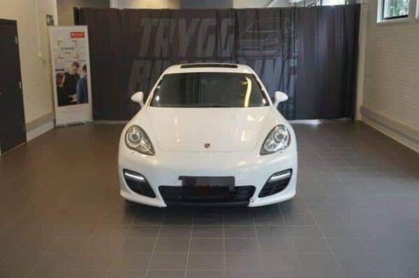 Porsche Panamera – Image 5
