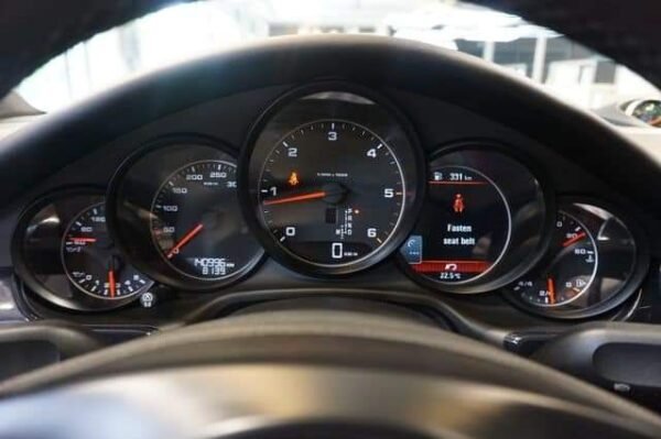 Porsche Panamera – Image 42