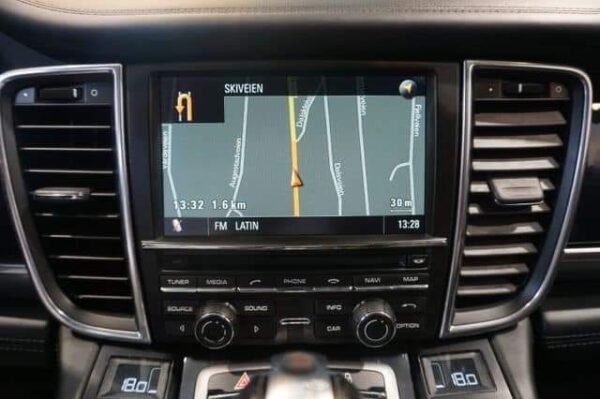 Porsche Panamera – Image 44