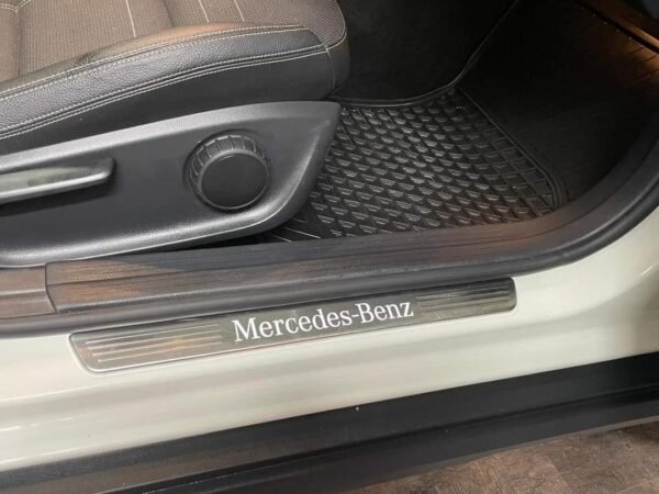Mercedes-Benz GLA 200 – Image 14