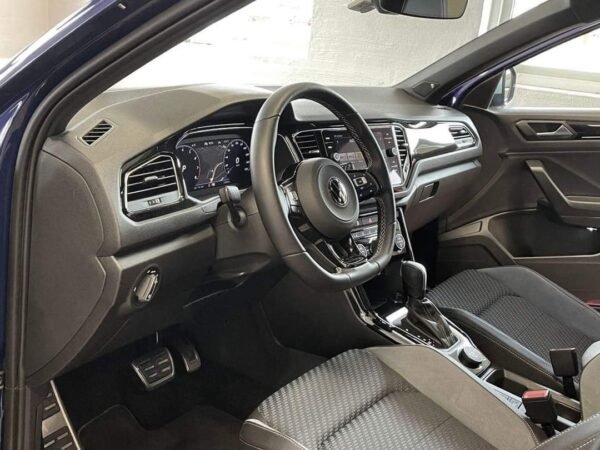 Volkswagen T-Roc – Image 18