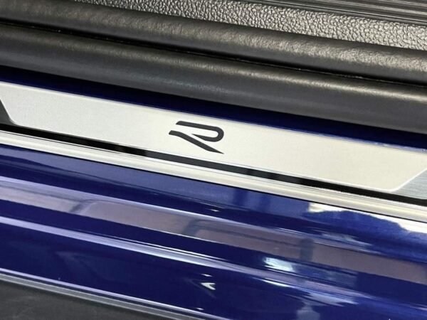 Volkswagen T-Roc – Image 28