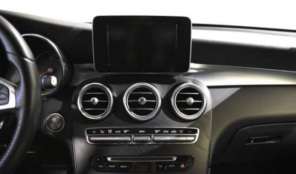 Mercedes-Benz GLC 250 – Image 21