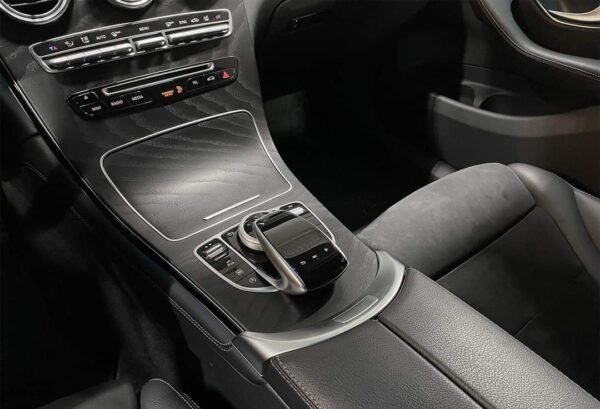 Mercedes-Benz GLC 250 – Image 26