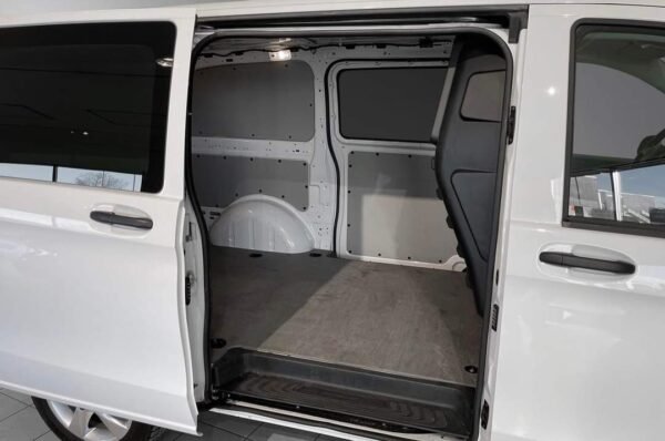 Mercedes Vito – Image 15
