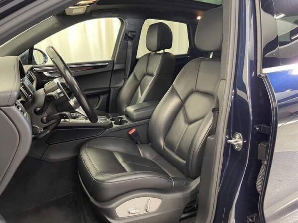 Porsche Macan – Image 11