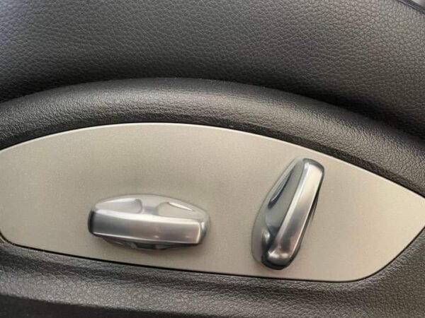 Porsche Macan – Image 15