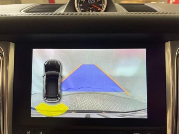 Porsche Macan – Image 26