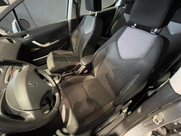 Peugeot 308 – Image 4
