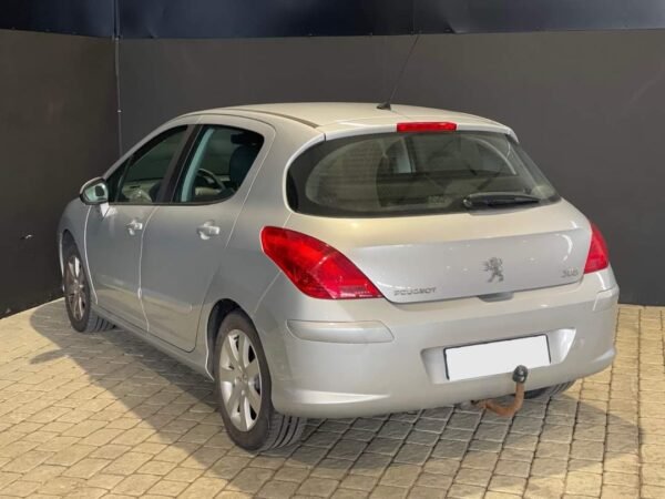 Peugeot 308 – Image 9
