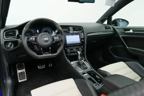Volkswagen Golf – Image 8