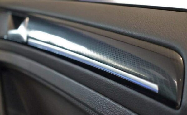 Volkswagen Golf R VII – Image 24