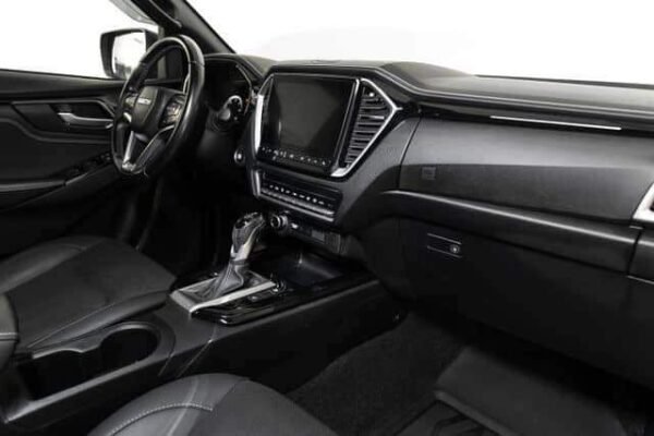 Isuzu D-max – Image 17