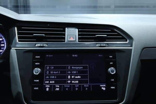 Volkswagen Tiguan – Image 14