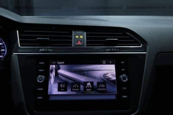 Volkswagen Tiguan – Image 20