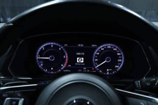 Volkswagen Tiguan – Image 24