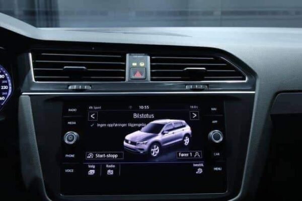 Volkswagen Tiguan – Image 23