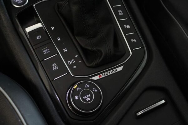 Volkswagen Tiguan Allspace – Image 16