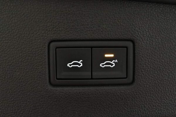 Volkswagen Tiguan Allspace – Image 19