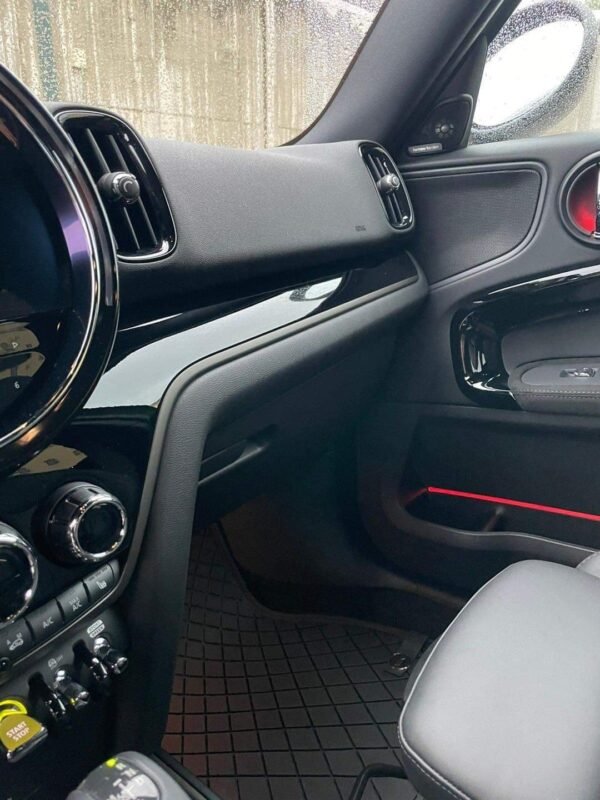 MINI Cooper Countryman – Image 14