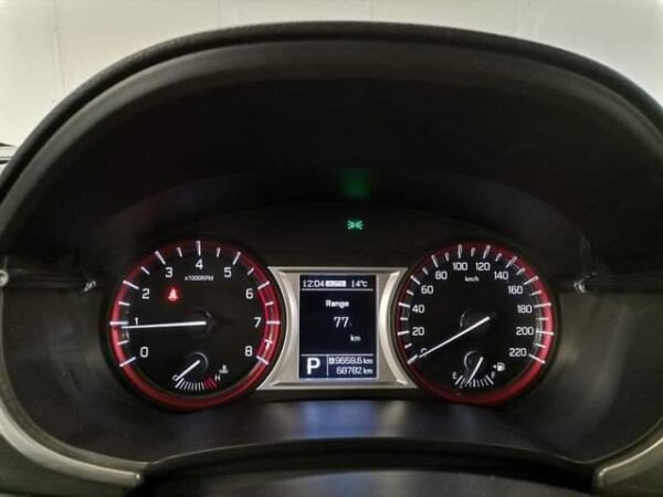 Suzuki Vitara – Image 21