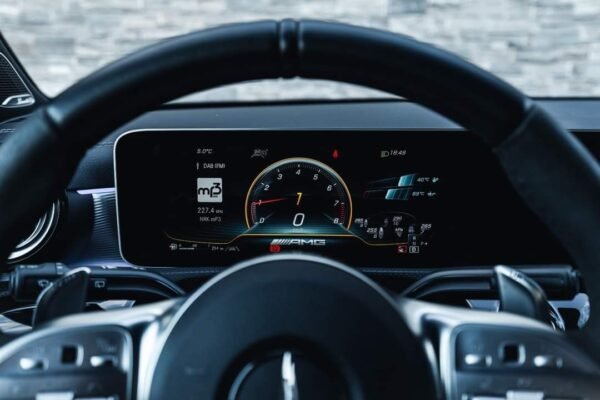 Mercedes-Benz Classe A 45 – Image 11