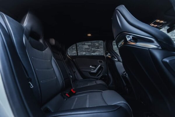 Mercedes-Benz Classe A 45 – Image 15