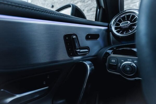 Mercedes-Benz Classe A 45 – Image 38