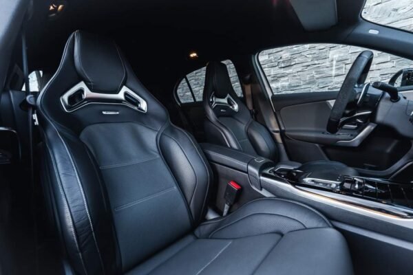 Mercedes-Benz Classe A 45 – Image 40