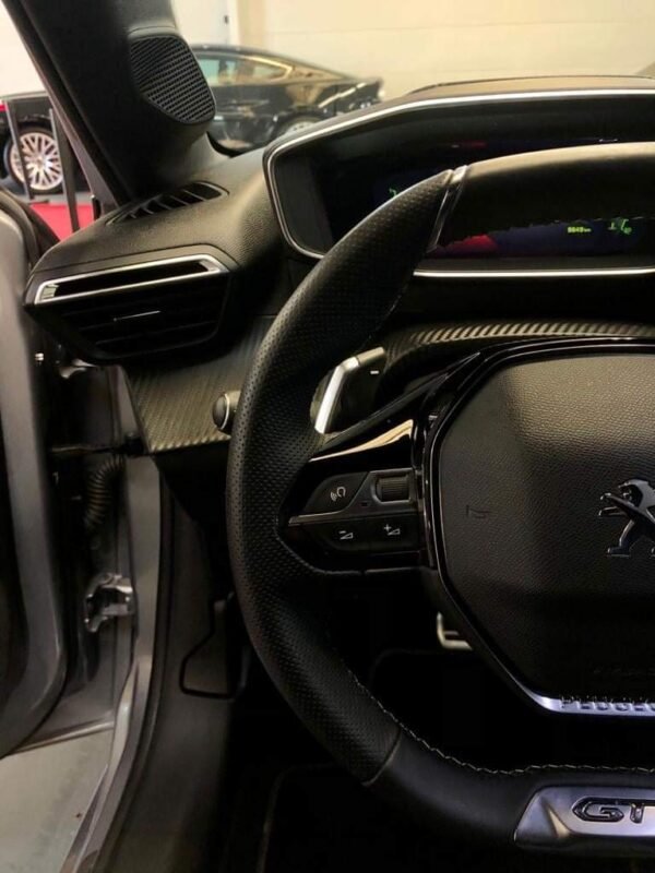 Peugeot 208 GT – Image 23