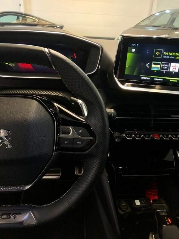 Peugeot 208 GT – Image 29