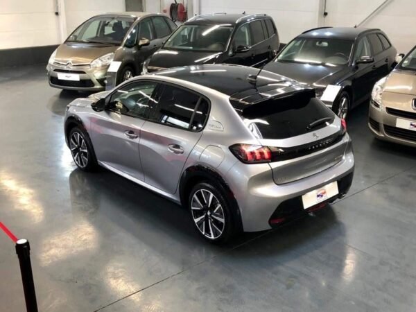 Peugeot 208 GT – Image 38