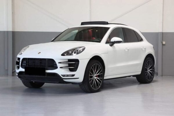 Porsche Macan Turbo – Image 6