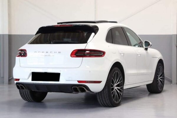 Porsche Macan Turbo – Image 11