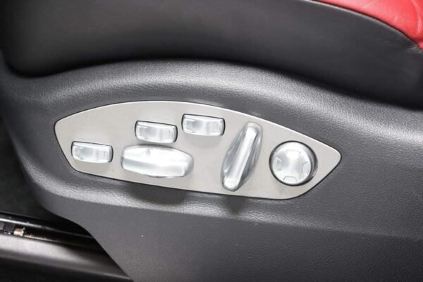 Porsche Macan Turbo – Image 20