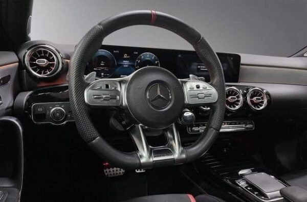 Mercedes-Benz Classe A 35 – Image 18