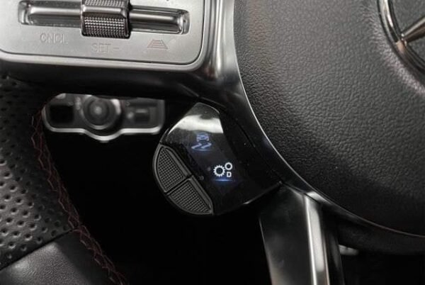 Mercedes-Benz Classe A 35 – Image 20