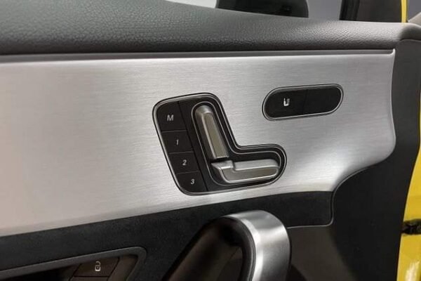 Mercedes-Benz Classe A 35 – Image 24