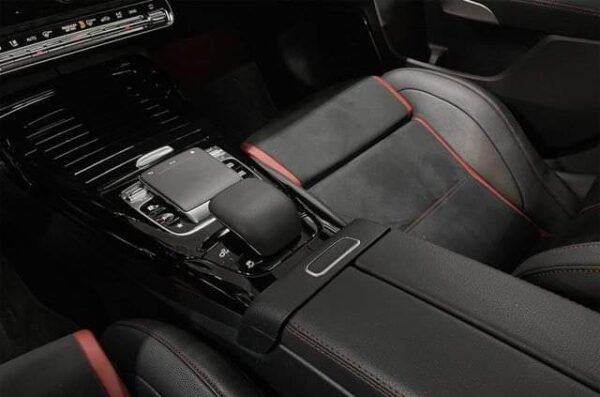 Mercedes-Benz Classe A 35 – Image 23