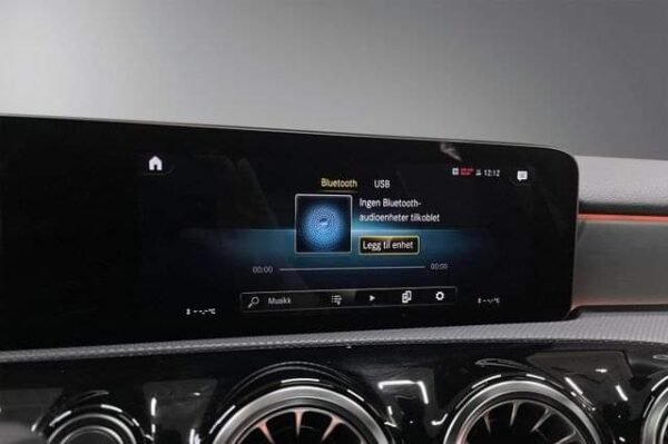 Mercedes-Benz Classe A 35 – Image 31