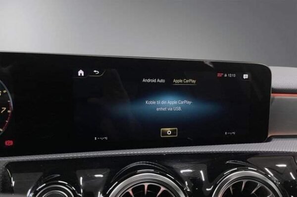 Mercedes-Benz Classe A 35 – Image 30