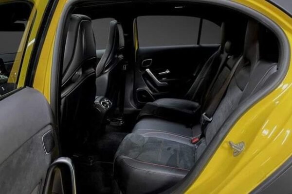 Mercedes-Benz Classe A 35 – Image 39